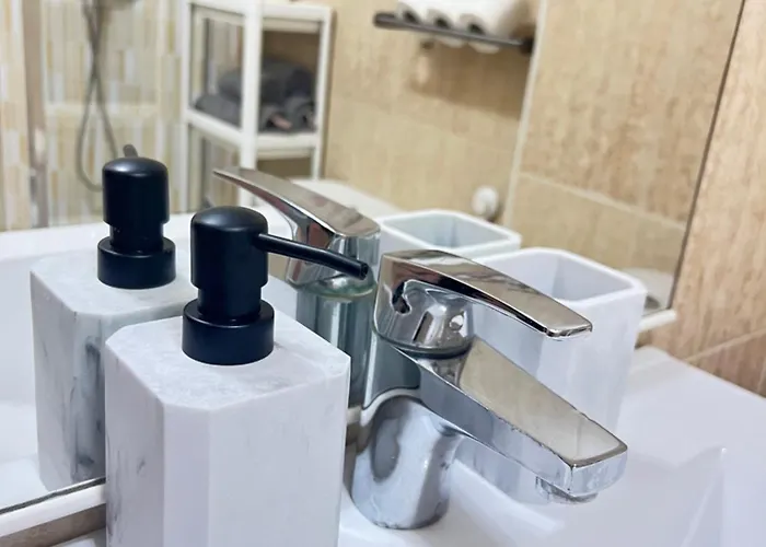 Apartment Comfortable Cosy 350 M Playa Del Cura, With Official Touristic License Torrevieja